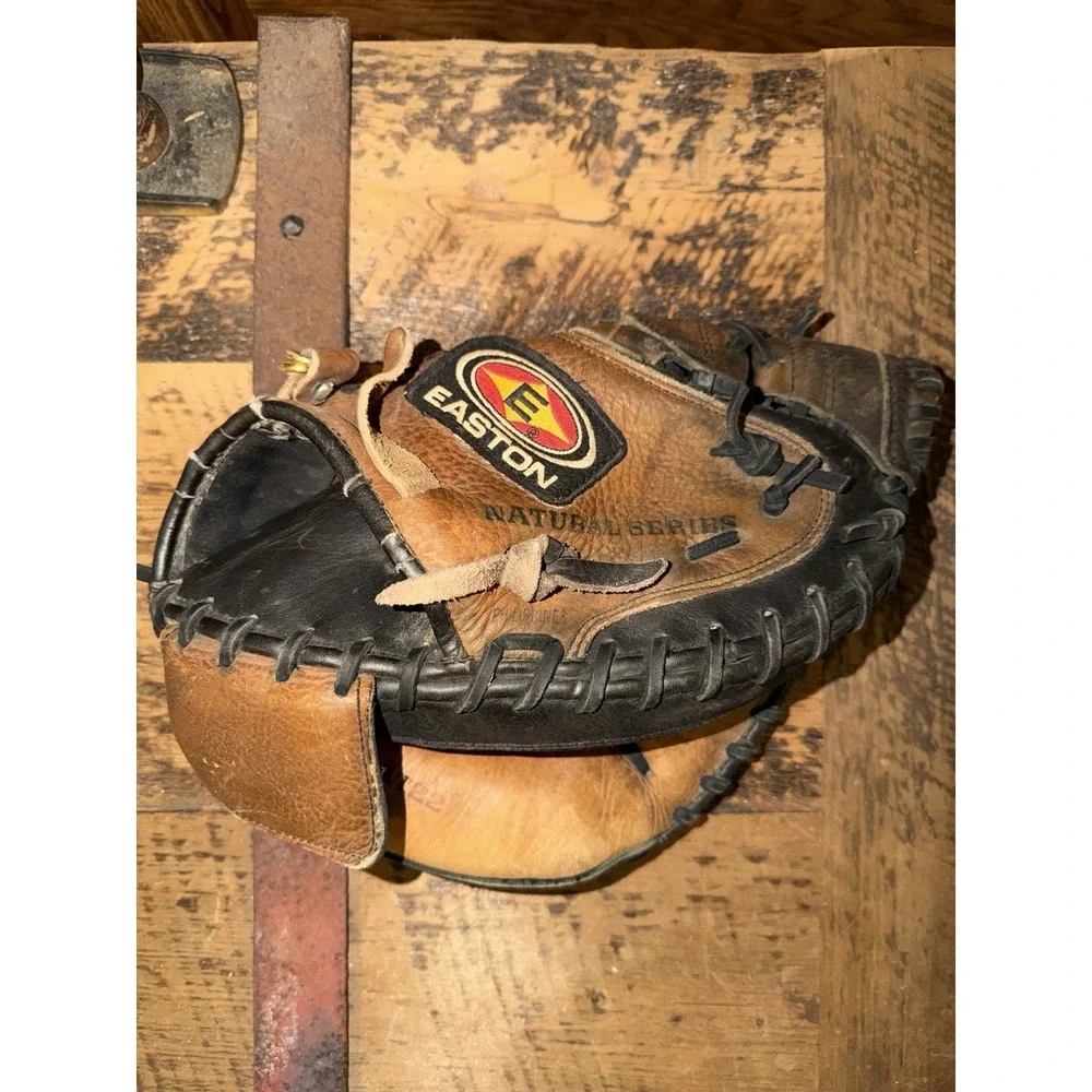 Easton Baseball Catchers Mitt Glove NAT22 Natural Series Right Hand Throw‎ RHT